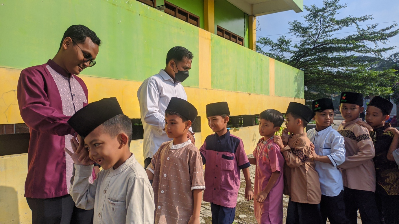 MIM Karan Awali Masuk Sekolah dengan Halal Bihalal dan Kegiatan Reflektif Pascaramadan